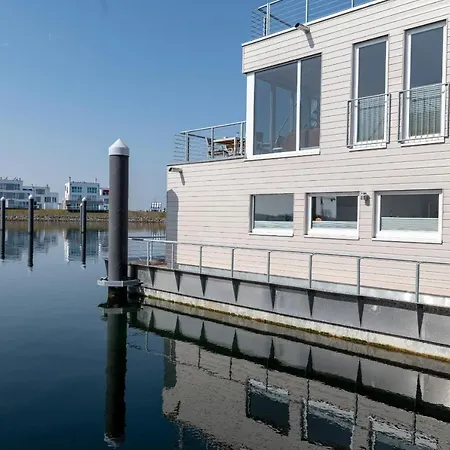 Schwimmendes Haus Haus Hygge * أوبلينتيز