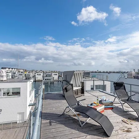 Schwimmendes Haus Haus Hygge * أوبلينتيز